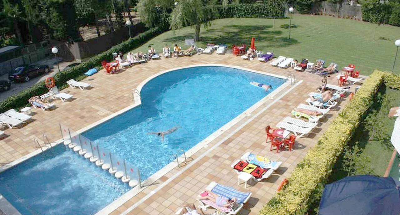 Aparthotel Las Mariposas Льорет-де-Мар Испания