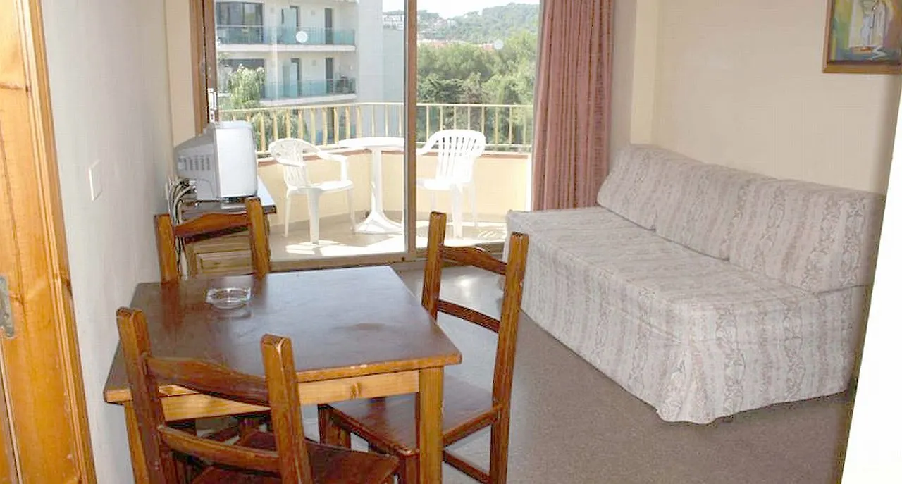 Aparthotel Las Mariposas Льорет-де-Мар 2*,  Испания